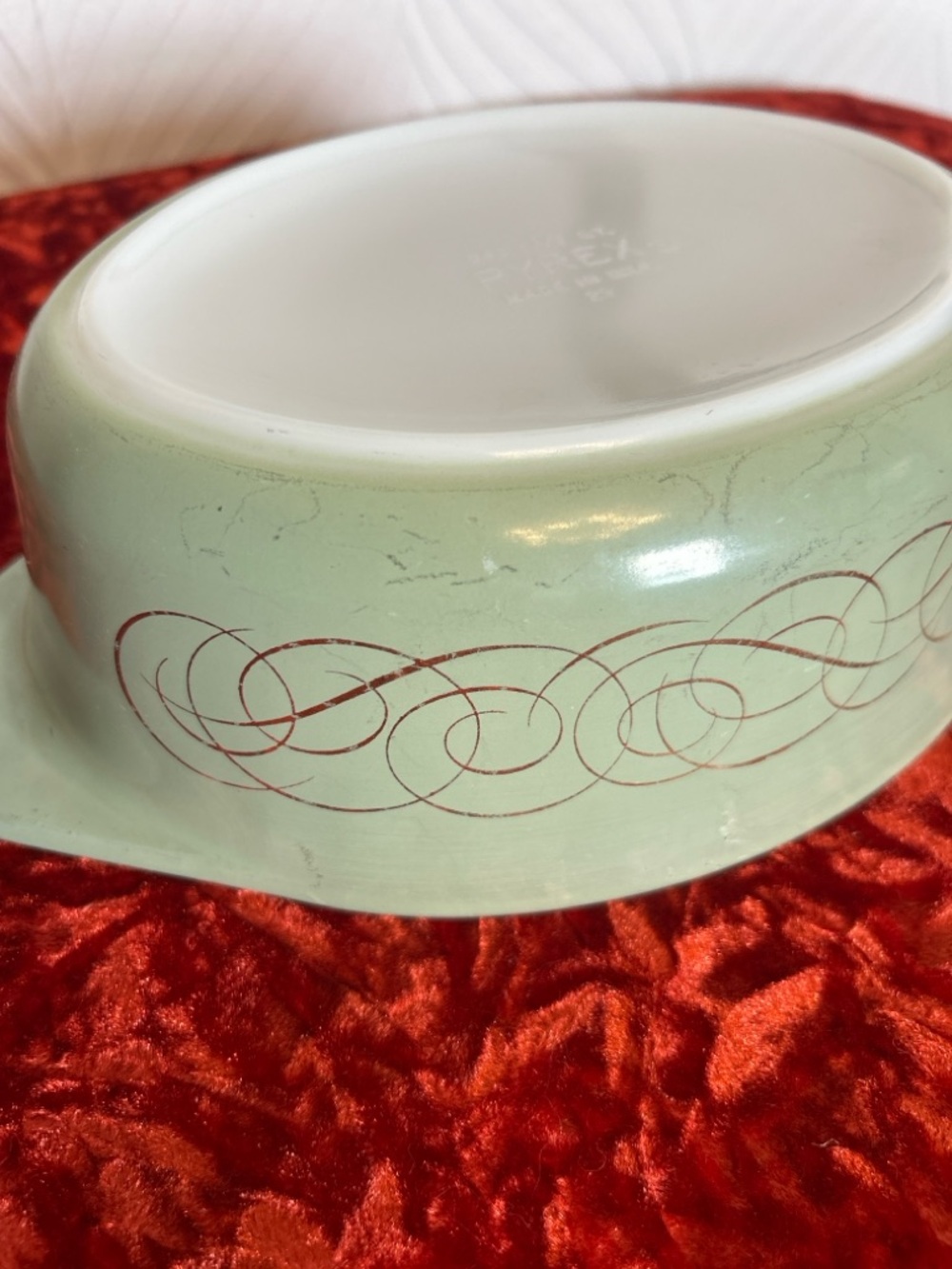 Vintage Pyrex 1960 Promotional Green Scrolls Casserole - Picture 4 of 9